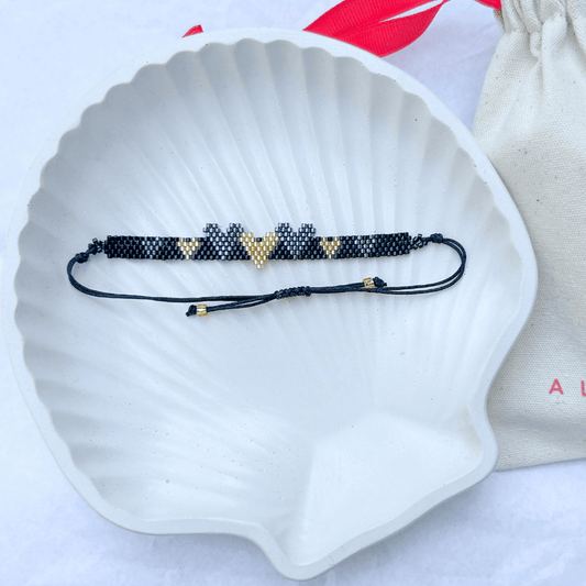 Pulsera corazones Catalina negra altapinta  pulsera hecha a mano original